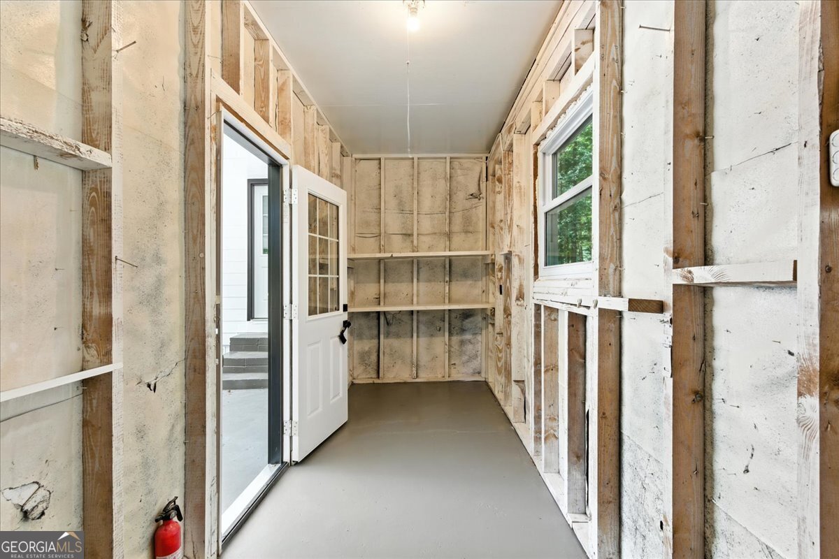 4274 Pineview Drive Powder Springs - 27