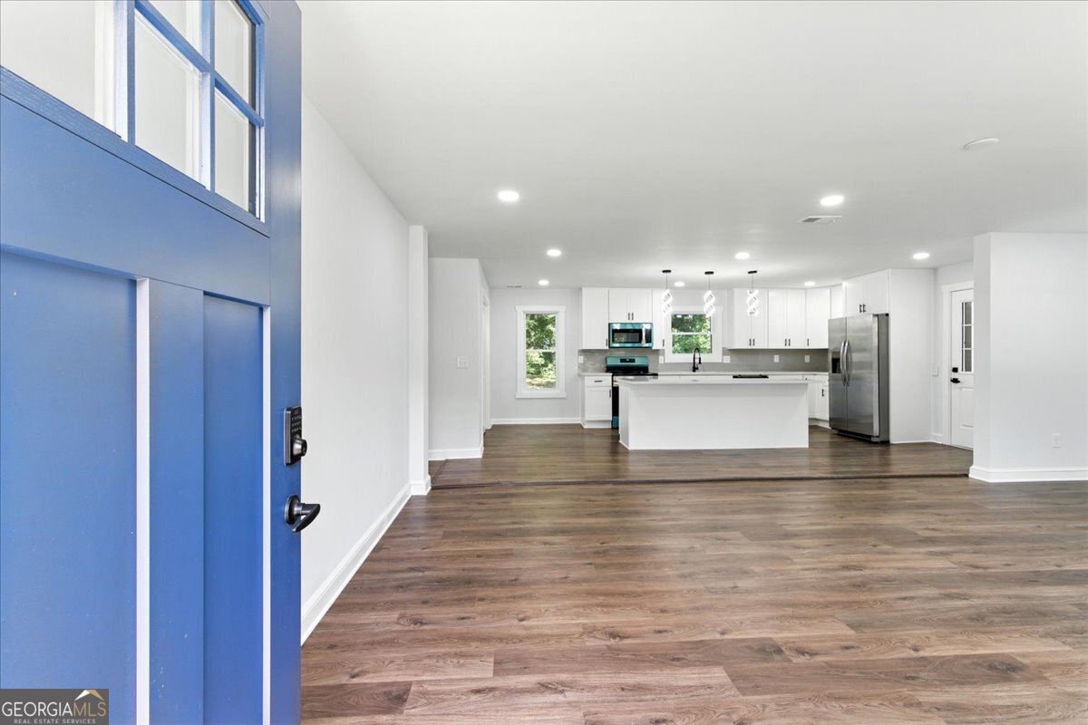 4274 Pineview Drive Powder Springs - 4