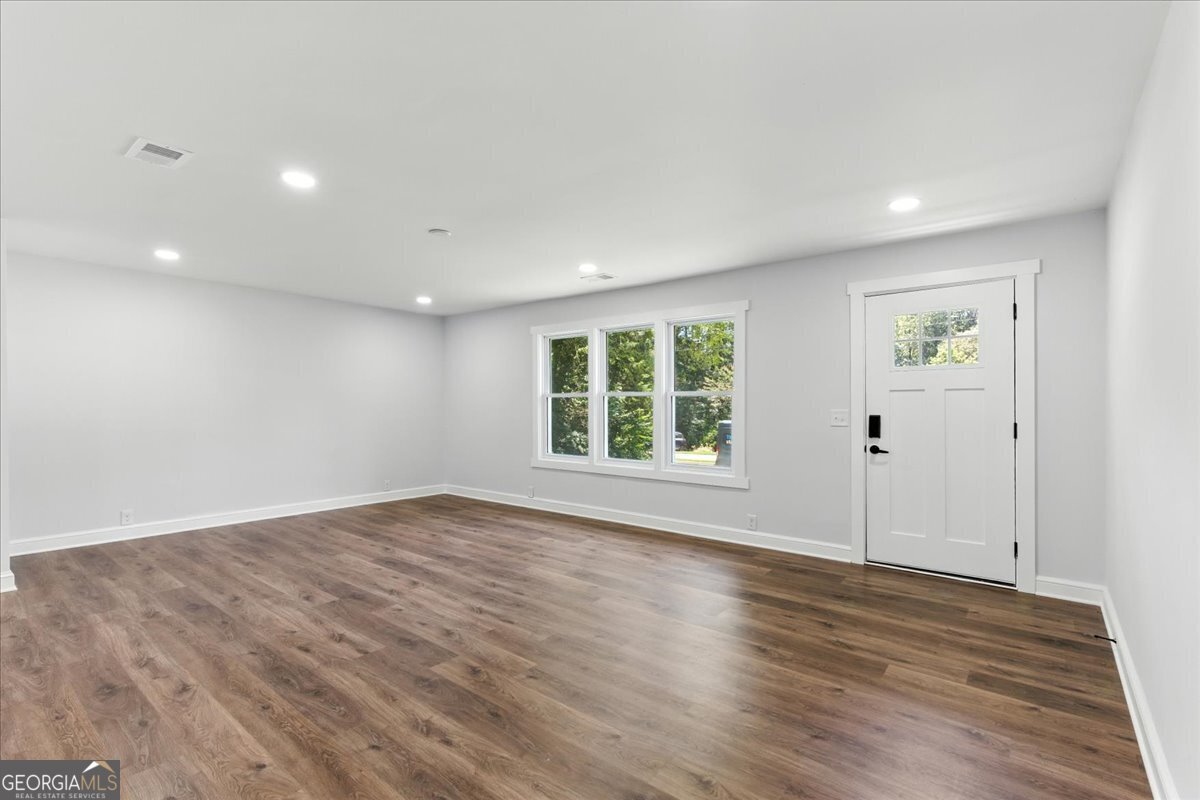 4274 Pineview Drive Powder Springs - 5
