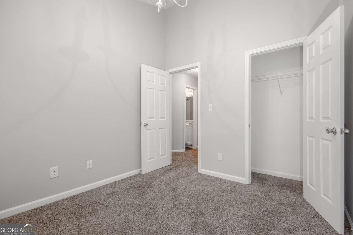 647 Kenridge Drive Suwanee - 12