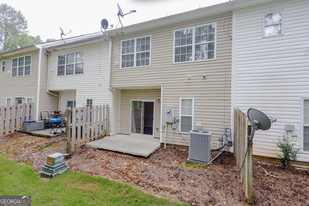 647 Kenridge Drive Suwanee - 26