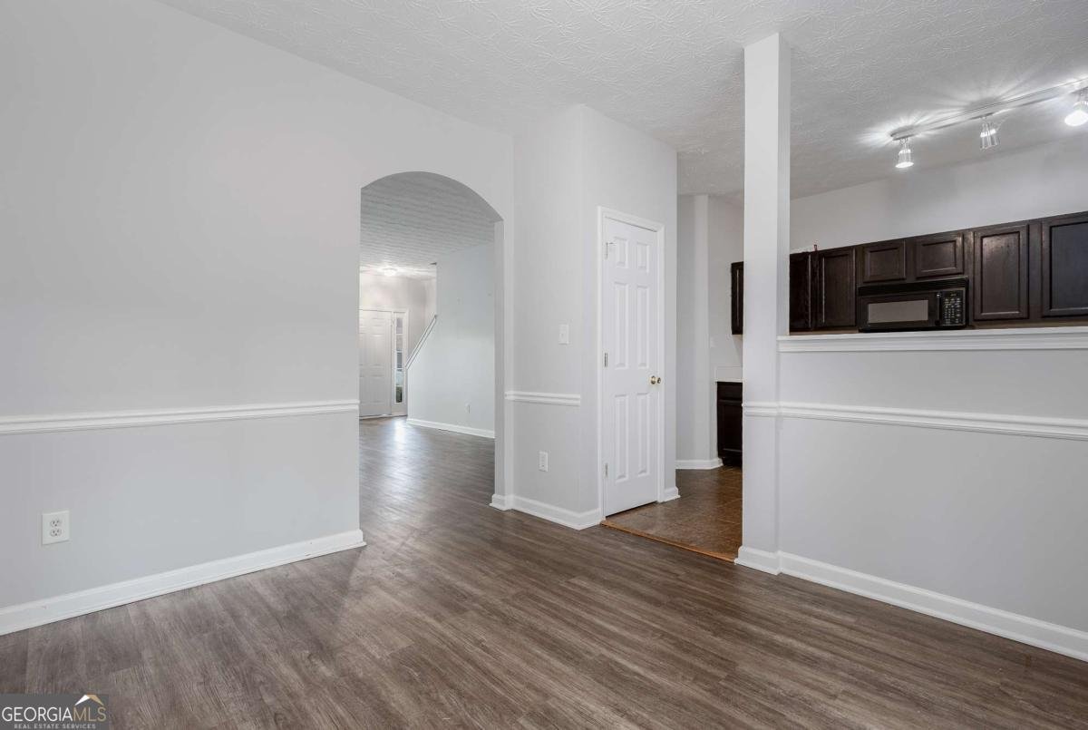 647 Kenridge Drive Suwanee - 4