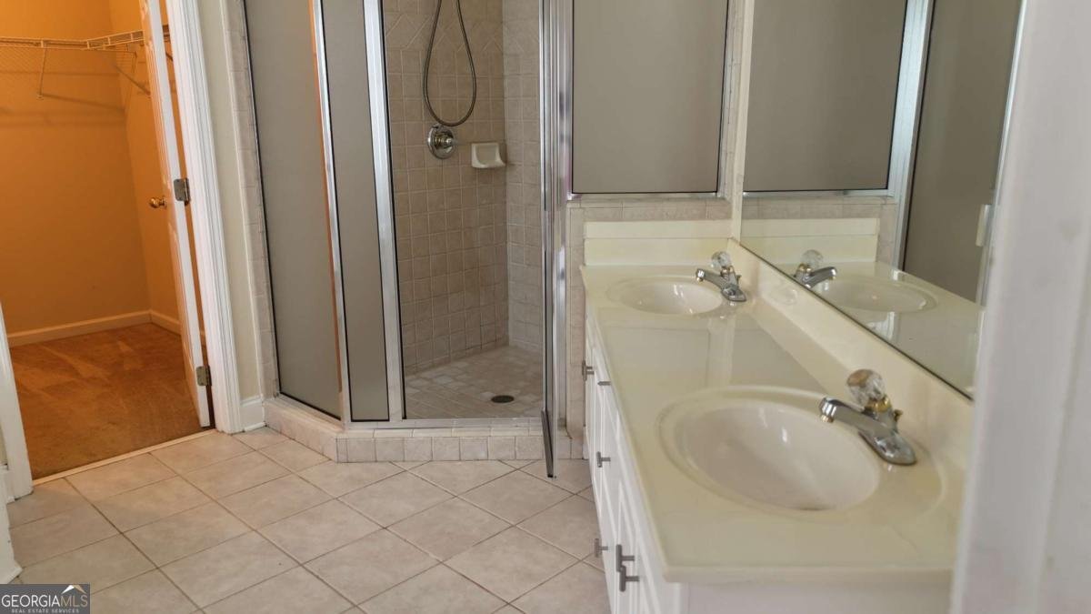 261 Graymist Path Loganville - 1