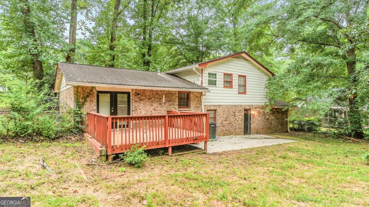 3960 Wedgefield Circle Decatur - 33