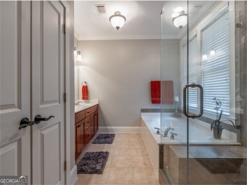 1090E Tailwater Greensboro - 12