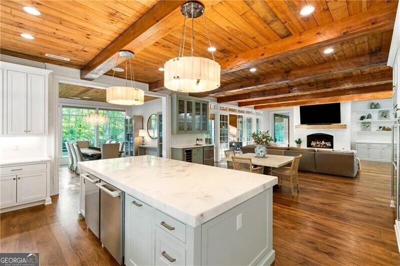 5360 Lake Forrest Drive Atlanta - 22