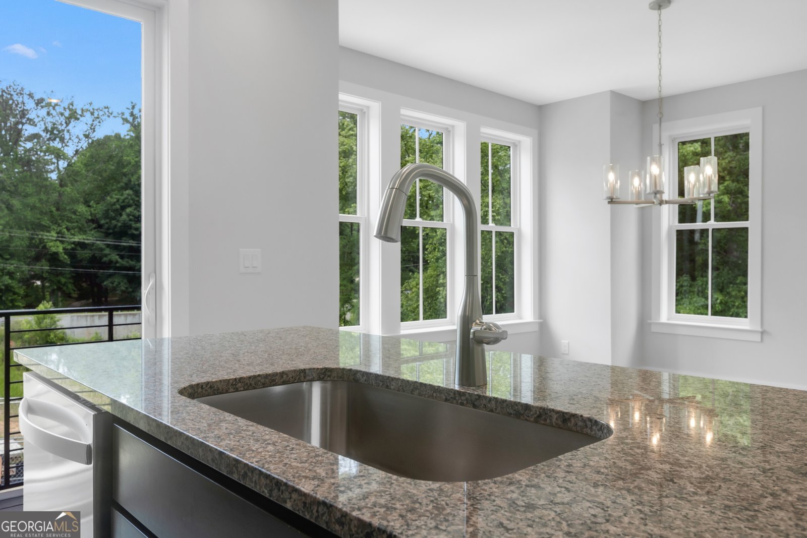921 Echo Park Drive Suwanee - 27