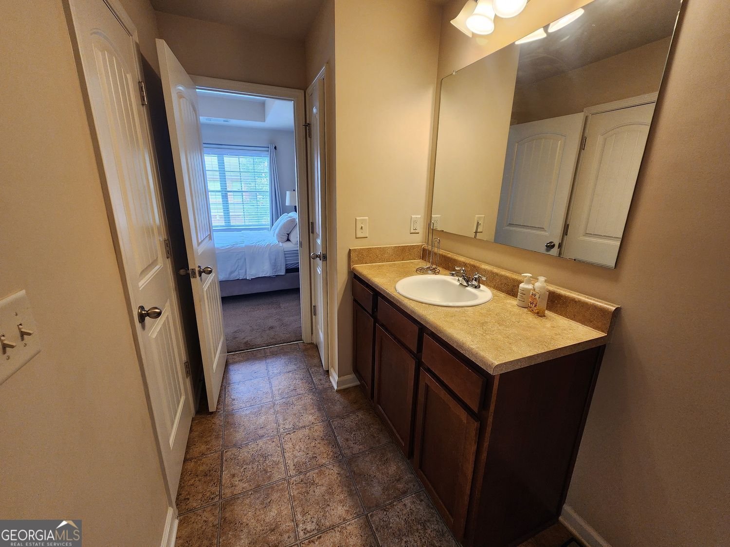 805 Pleasant Hill Road Lilburn - 43