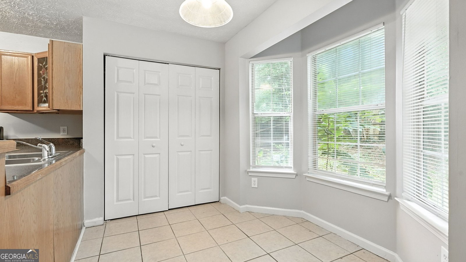 1355 Stoneleigh Way Stone Mountain - 1