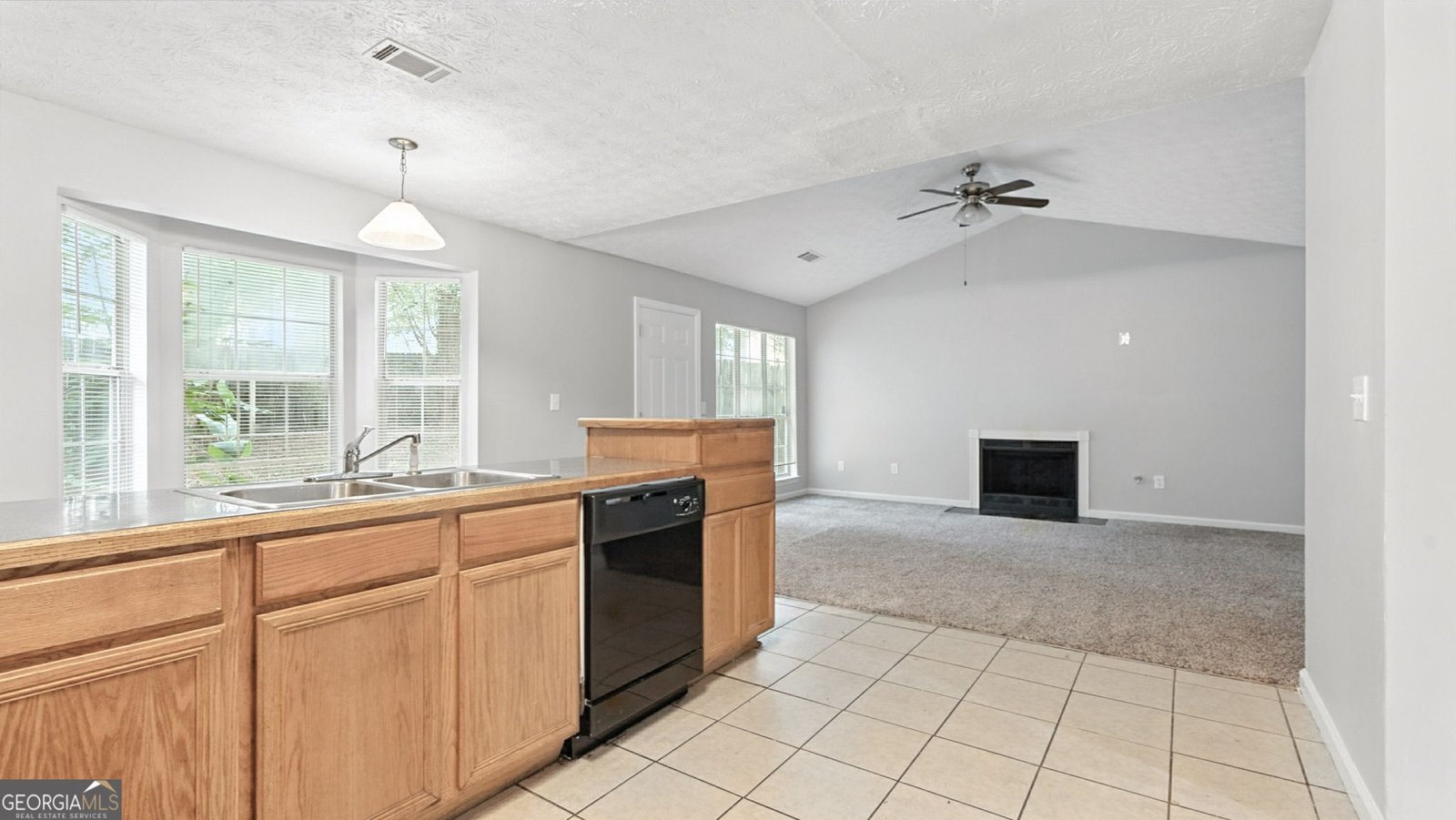 1355 Stoneleigh Way Stone Mountain - 4