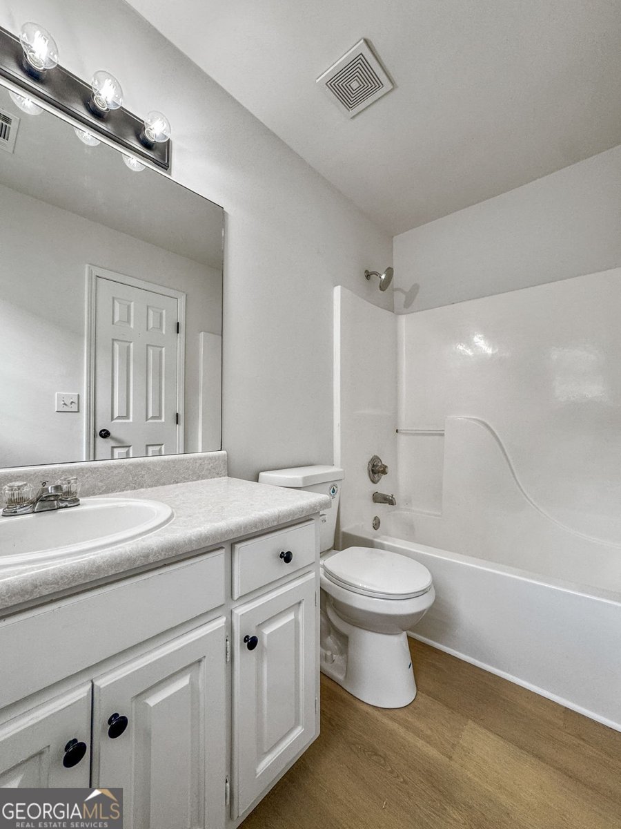 1501 Hampton Court Hampton - 15
