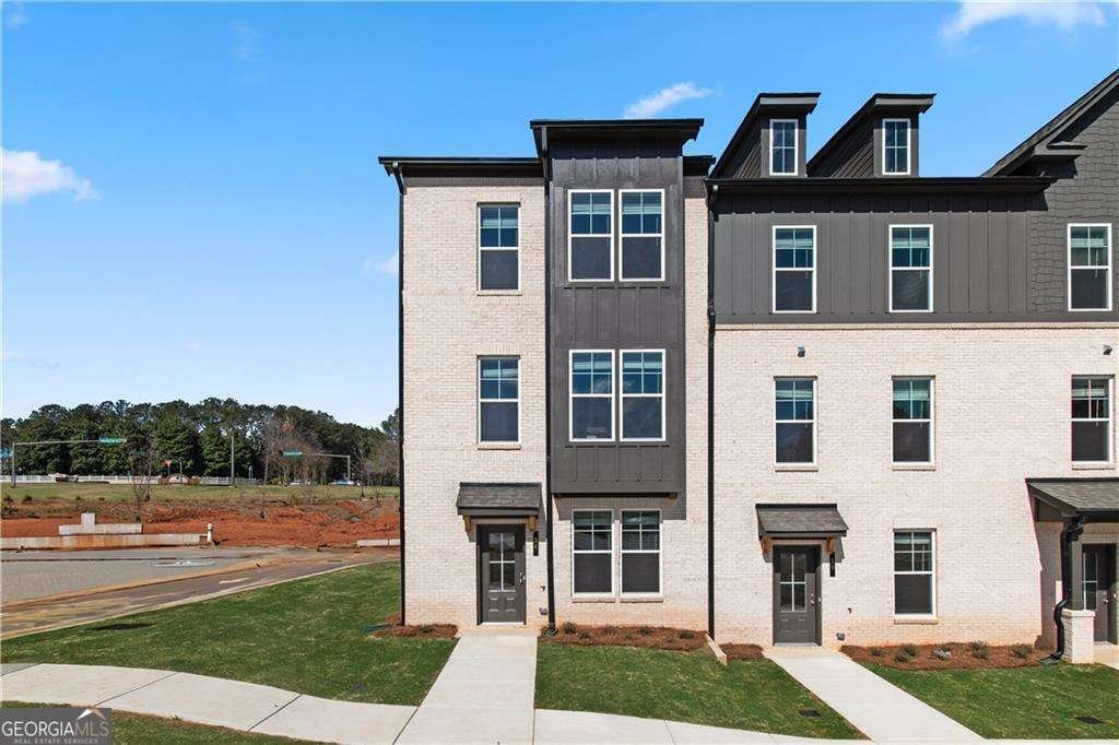 214 Daybreak Lane Newnan - 2