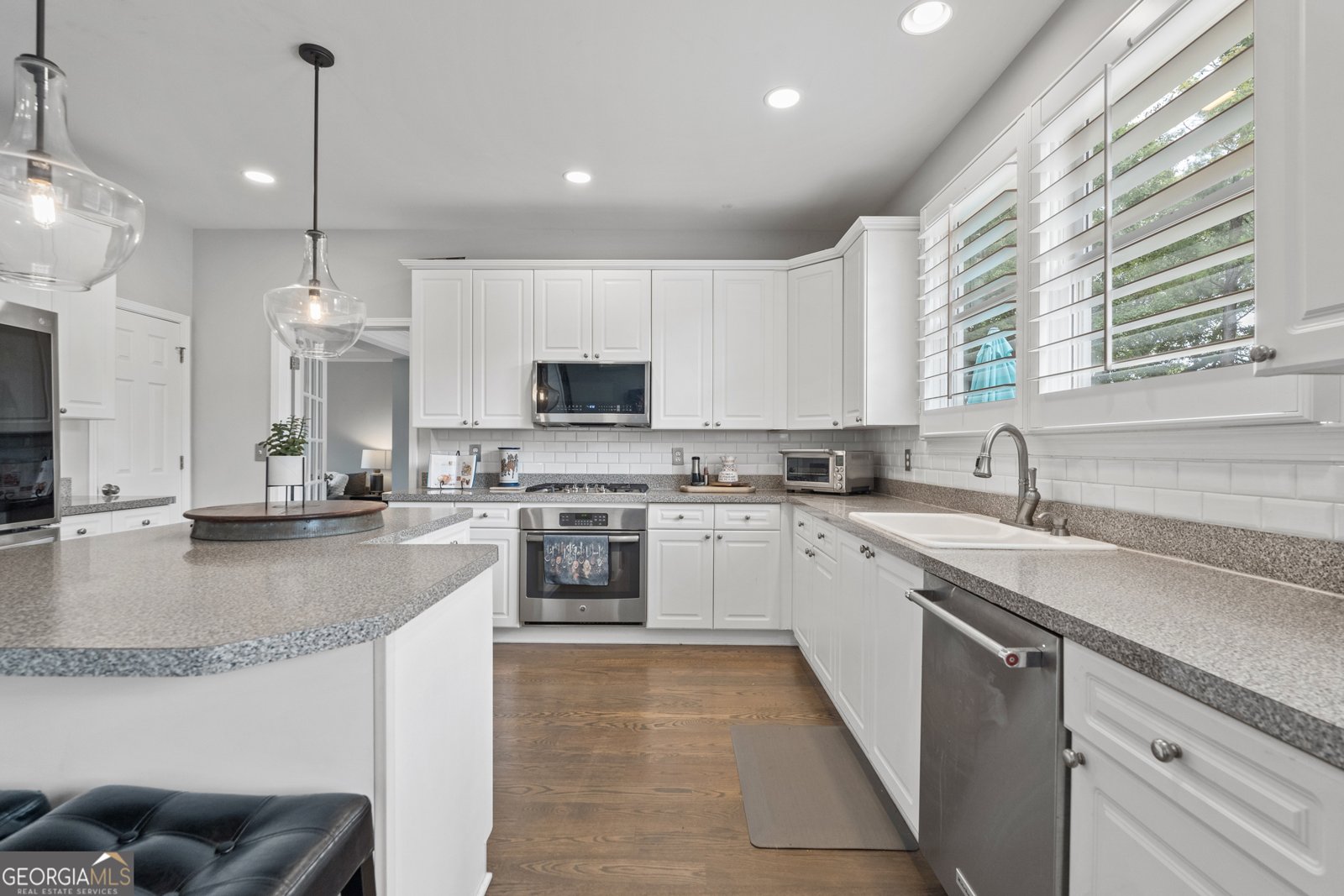 700 Eastbourne Court Alpharetta - 2