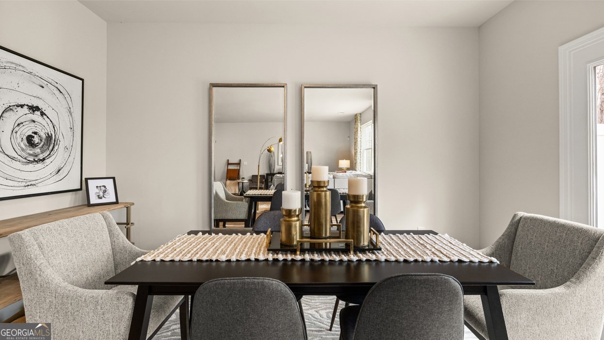 286 Sound Circle Stockbridge - 13
