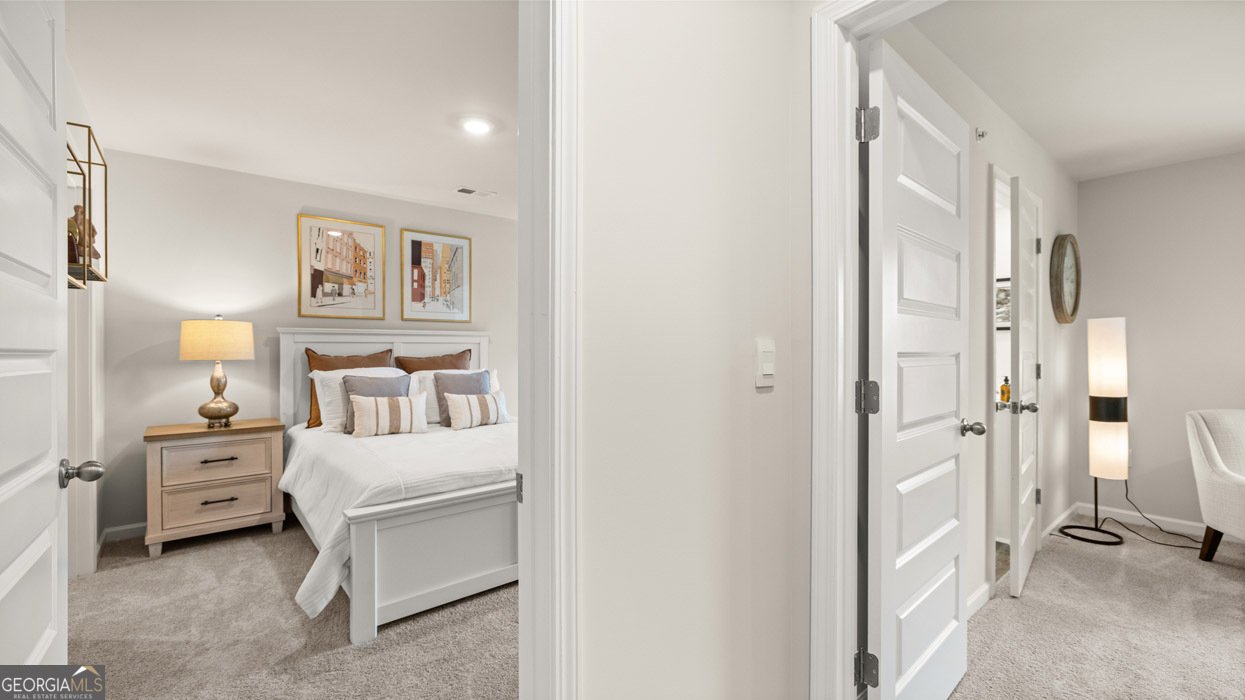 286 Sound Circle Stockbridge - 23