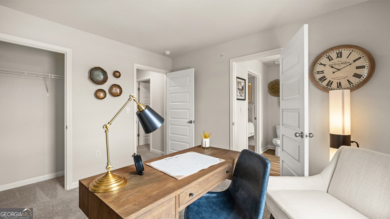 286 Sound Circle Stockbridge - 34