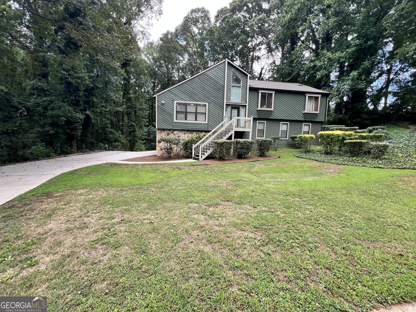 3298 Drummond Drive Stone Mountain - 1