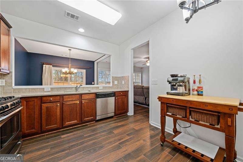 1693 Fair Oak Way Mableton - 12