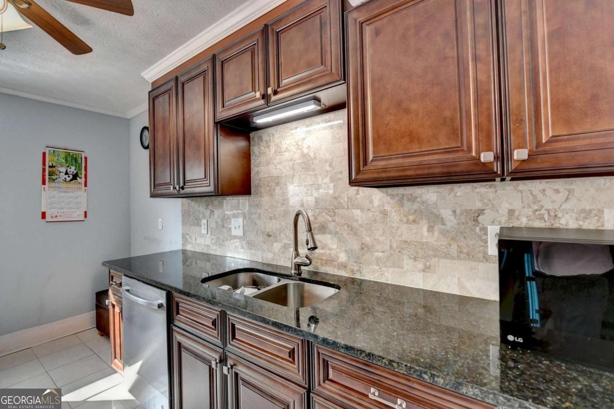 6118 Queen Anne Court Norcross - 19