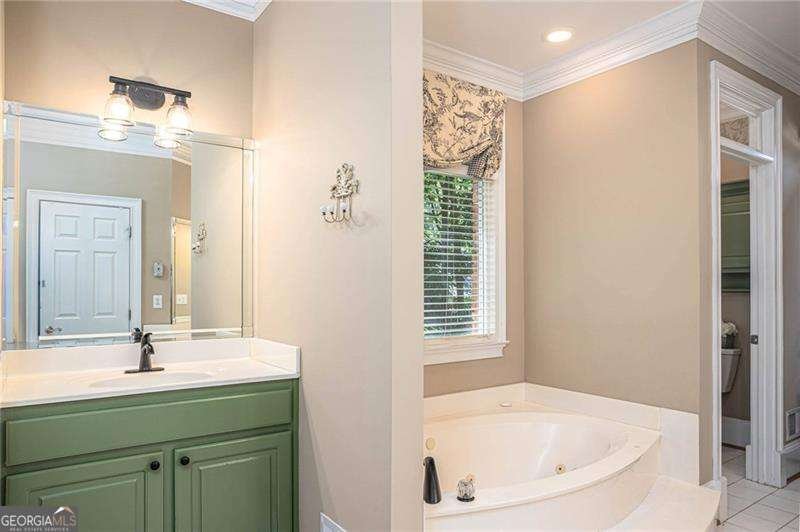 395 Grove Ridge Drive Loganville - 33