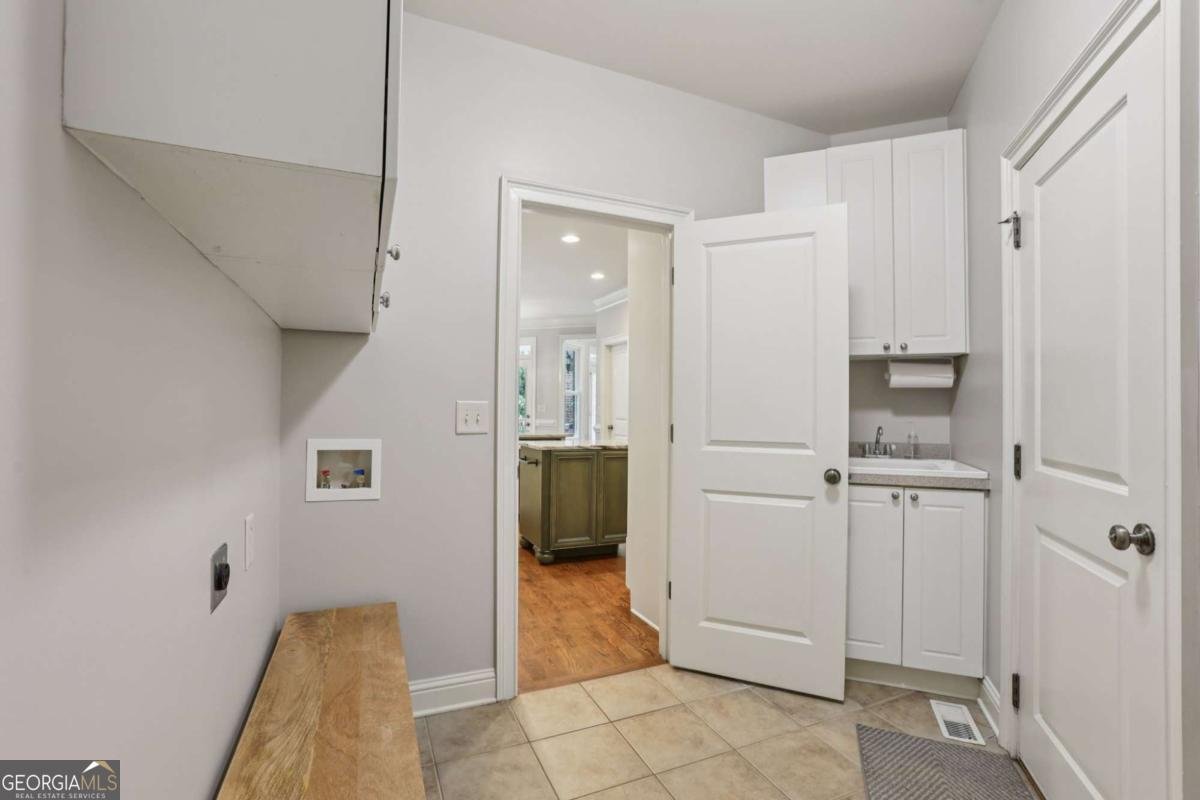 1006 Meadow Brook Drive Woodstock - 12