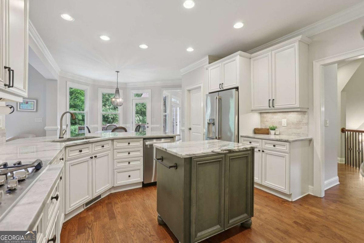 1006 Meadow Brook Drive Woodstock - 8