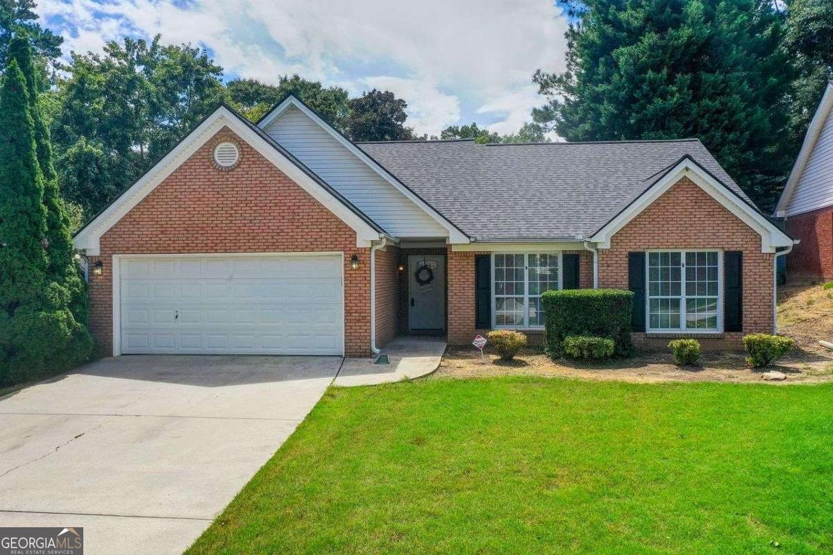 2585 Freemans Walk Drive Dacula - 1