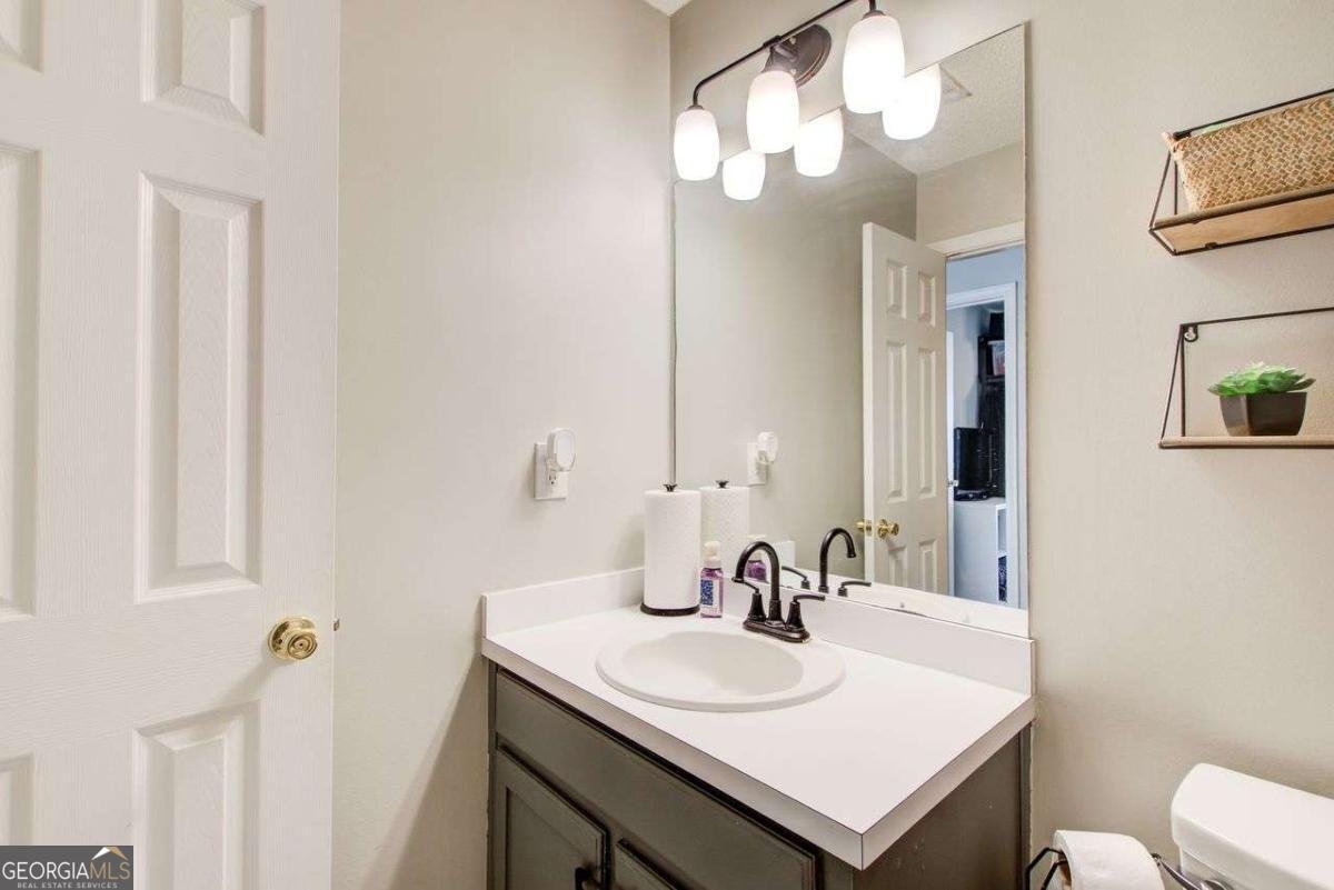 2585 Freemans Walk Drive Dacula - 21