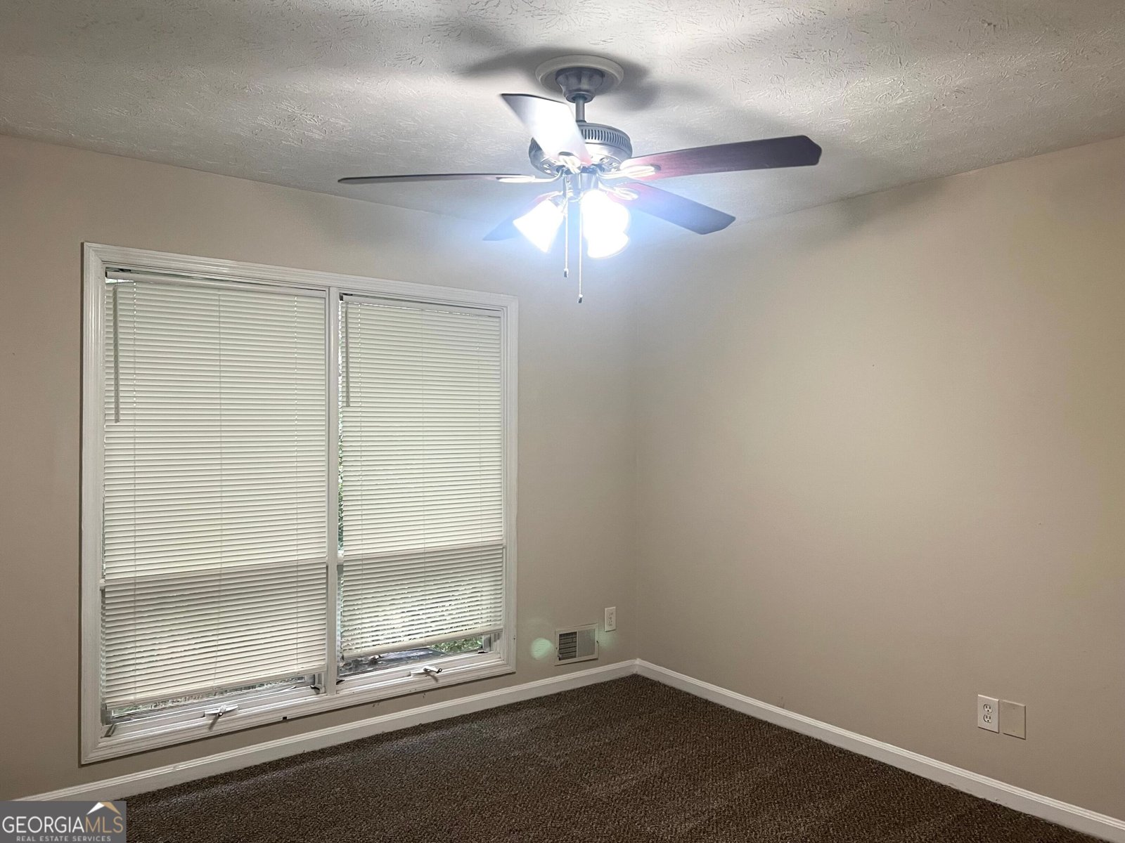 1459 Hidden Hills Parkway Stone Mountain - 13