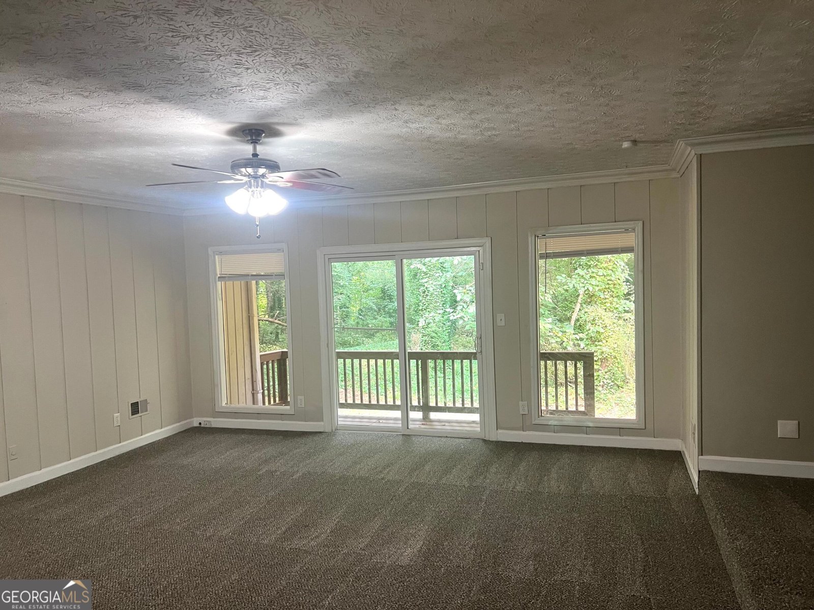 1459 Hidden Hills Parkway Stone Mountain - 4