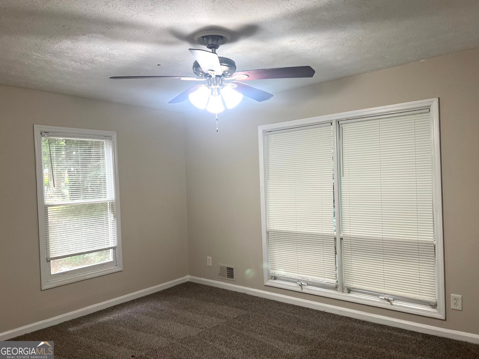 1459 Hidden Hills Parkway Stone Mountain - 6