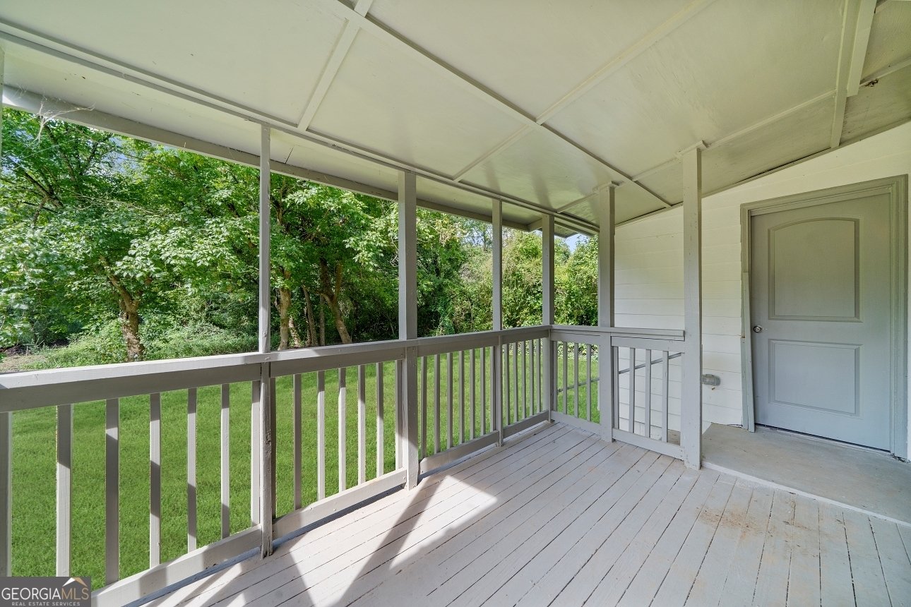 2923 Hall Drive Smyrna - 32