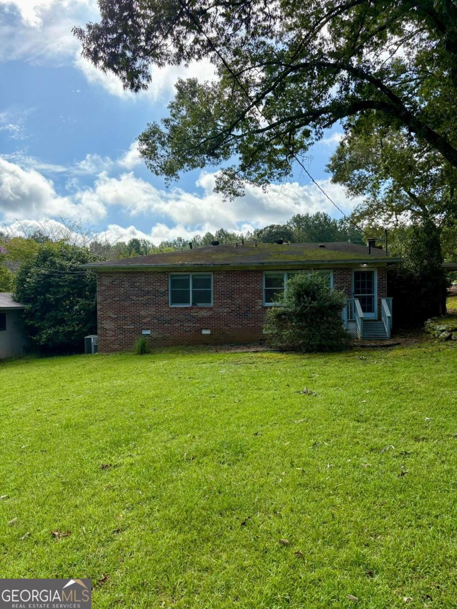 8421 Macon Highway Athens - 32