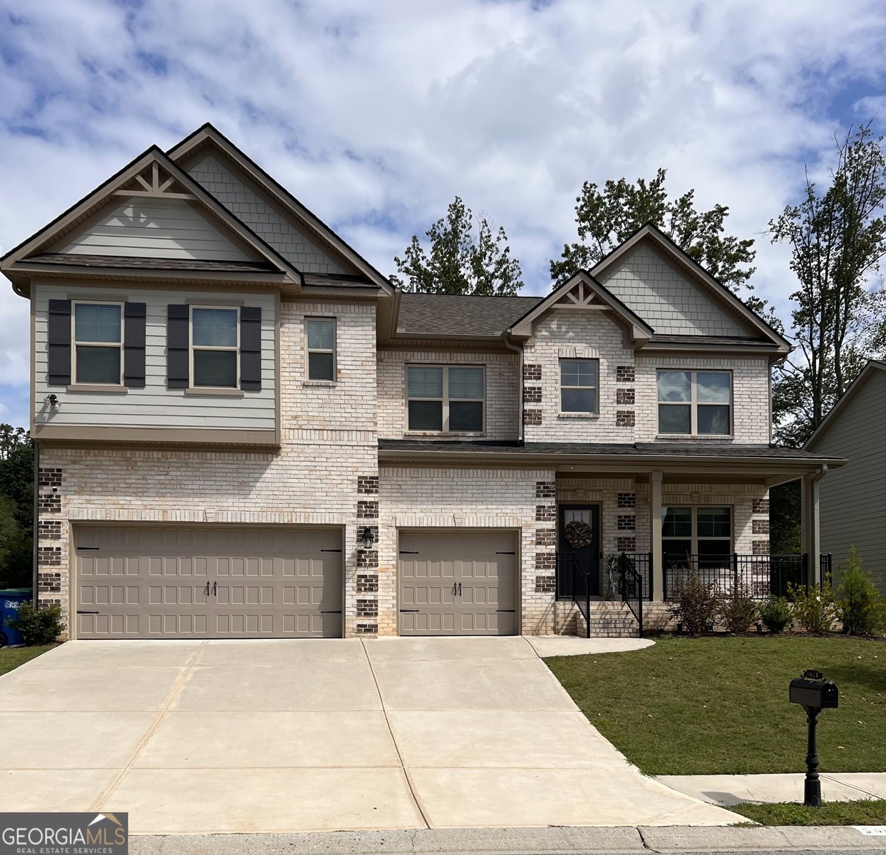 5614 Wyncreek Circle South Fulton - 1