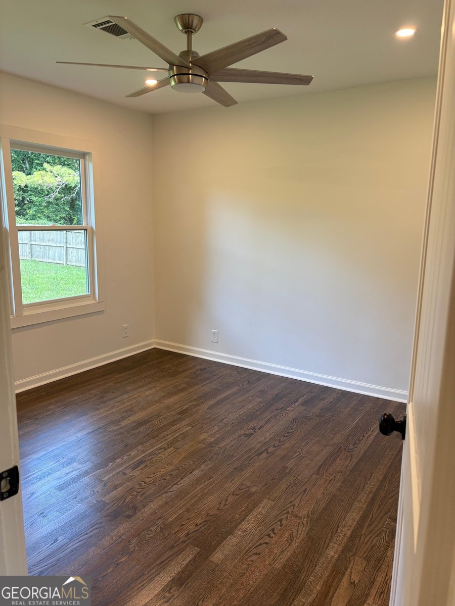 4605 Doss Circle Powder Springs - 12