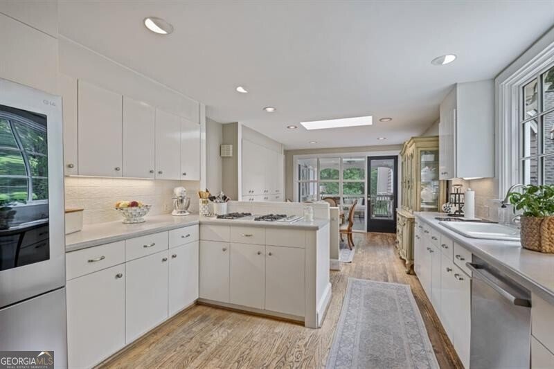 4065 Peachtree Dunwoody Road Atlanta - 13