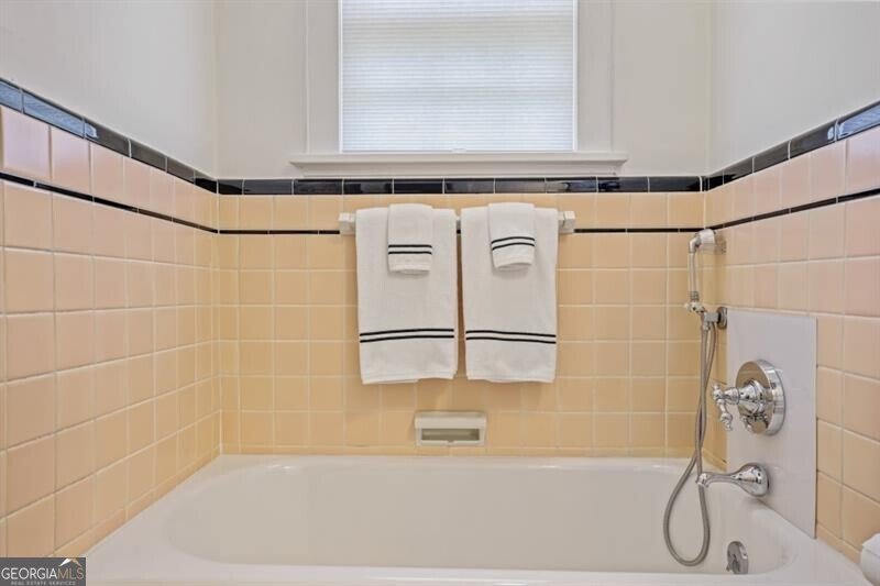 4065 Peachtree Dunwoody Road Atlanta - 25