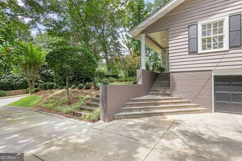 4065 Peachtree Dunwoody Road Atlanta - 55