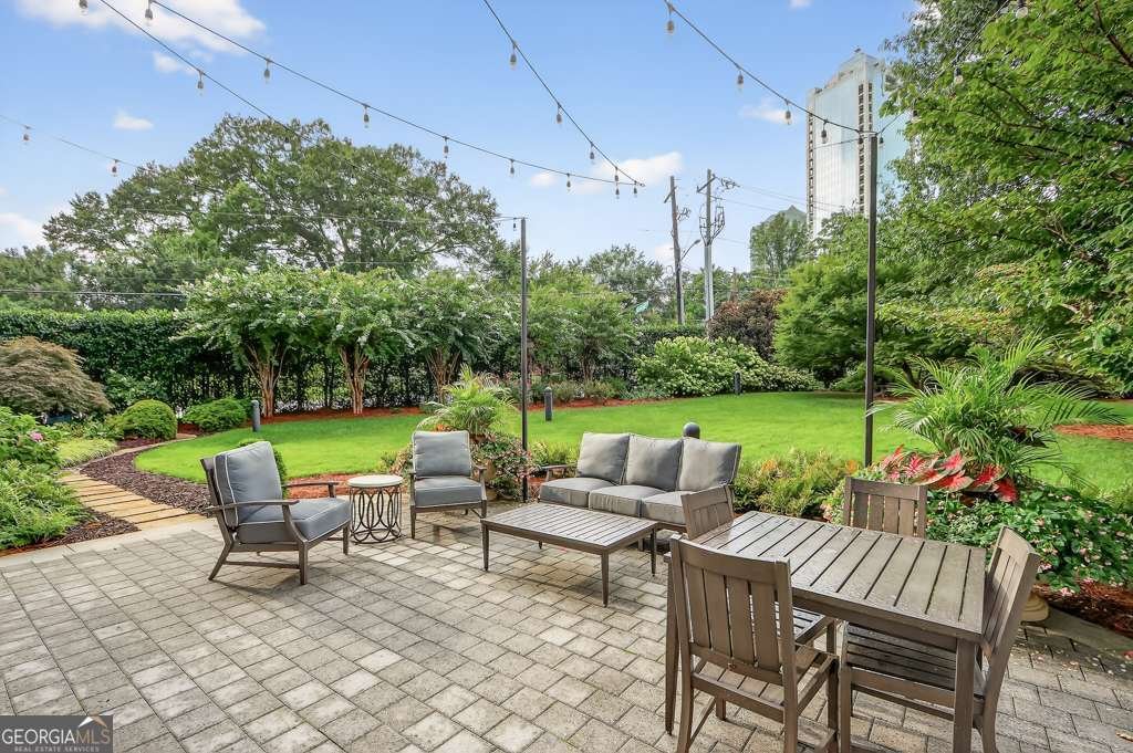 2795 Peachtree Road Atlanta - 70
