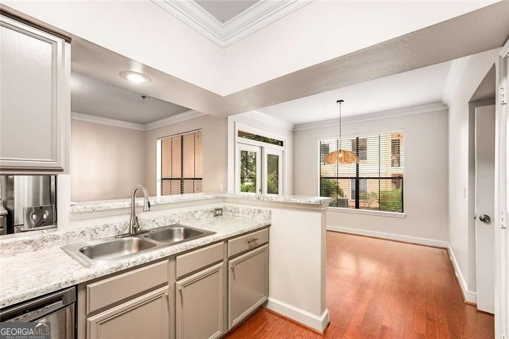 3777 Peachtree Road Brookhaven - 10