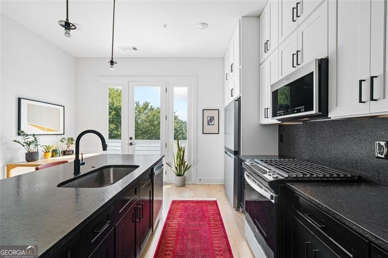 3583 CANDLER Court Hapeville - 14
