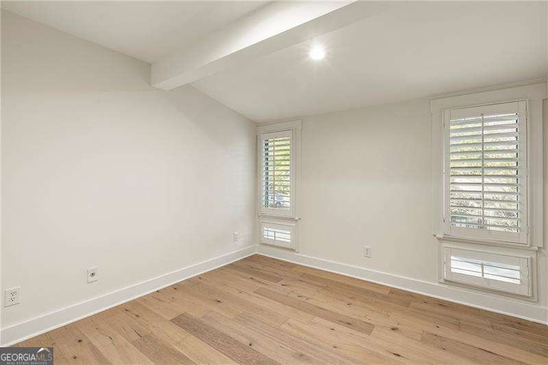 72 Ivy Parkway Atlanta - 27