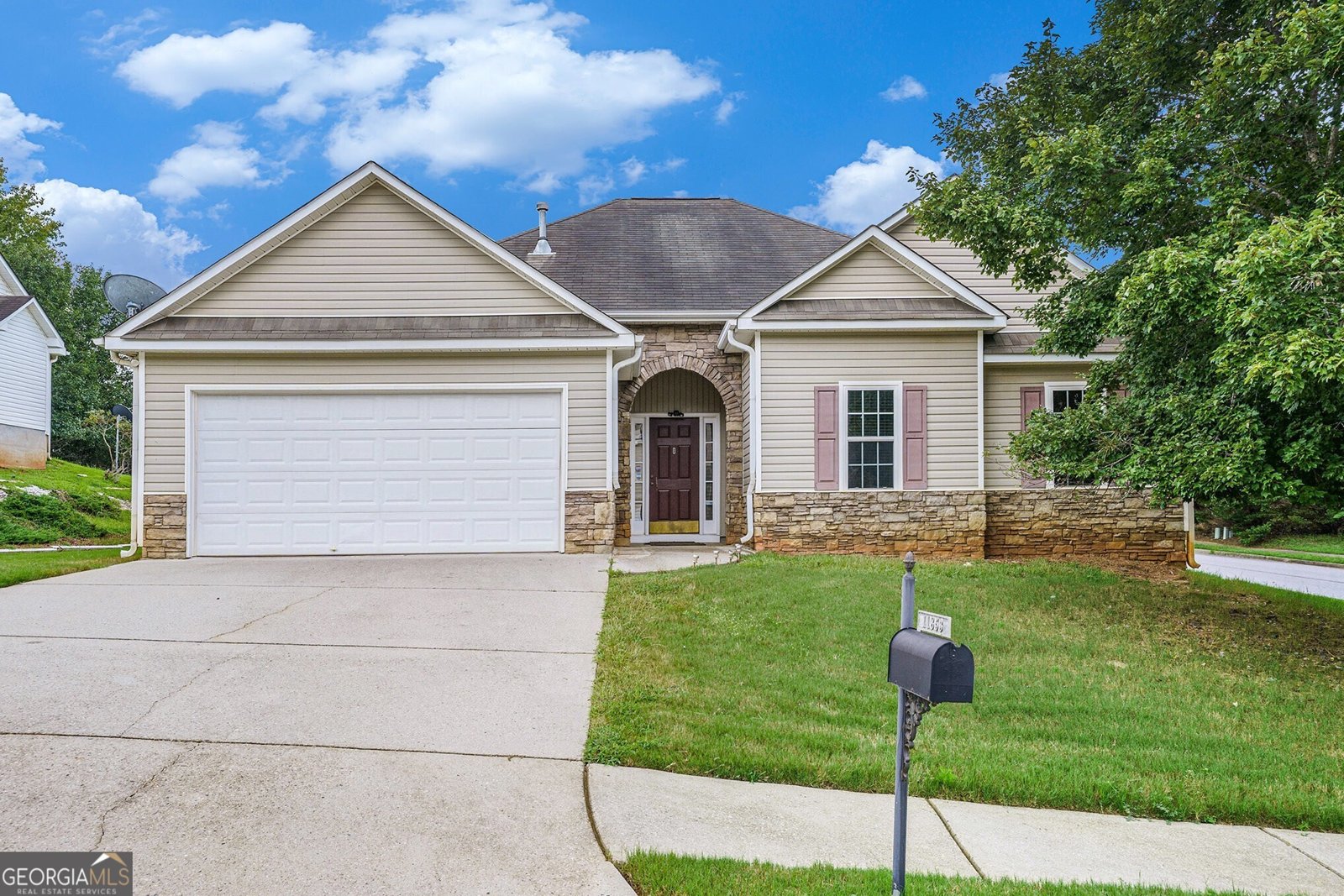 11853 FAIRWAY OVERLOOK Fayetteville - 1