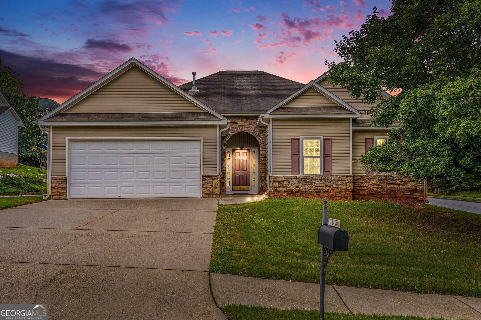 11853 FAIRWAY OVERLOOK Fayetteville - 30
