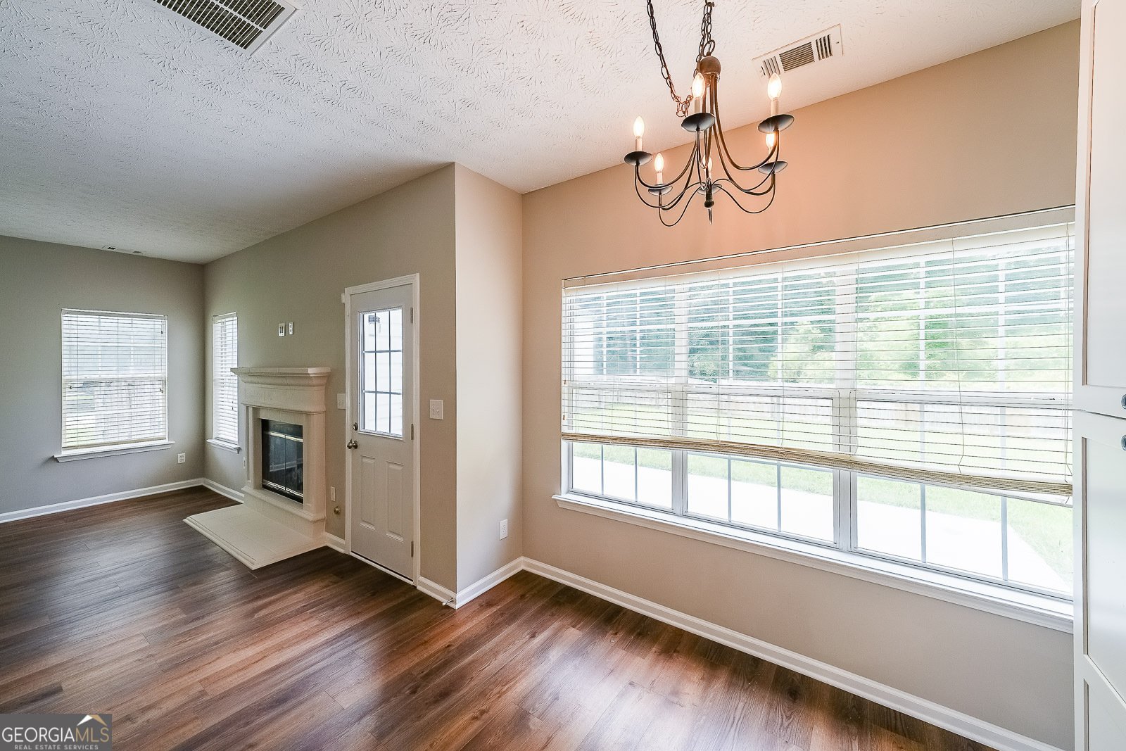 4132 HIGH COUNTRY Drive Douglasville - 20