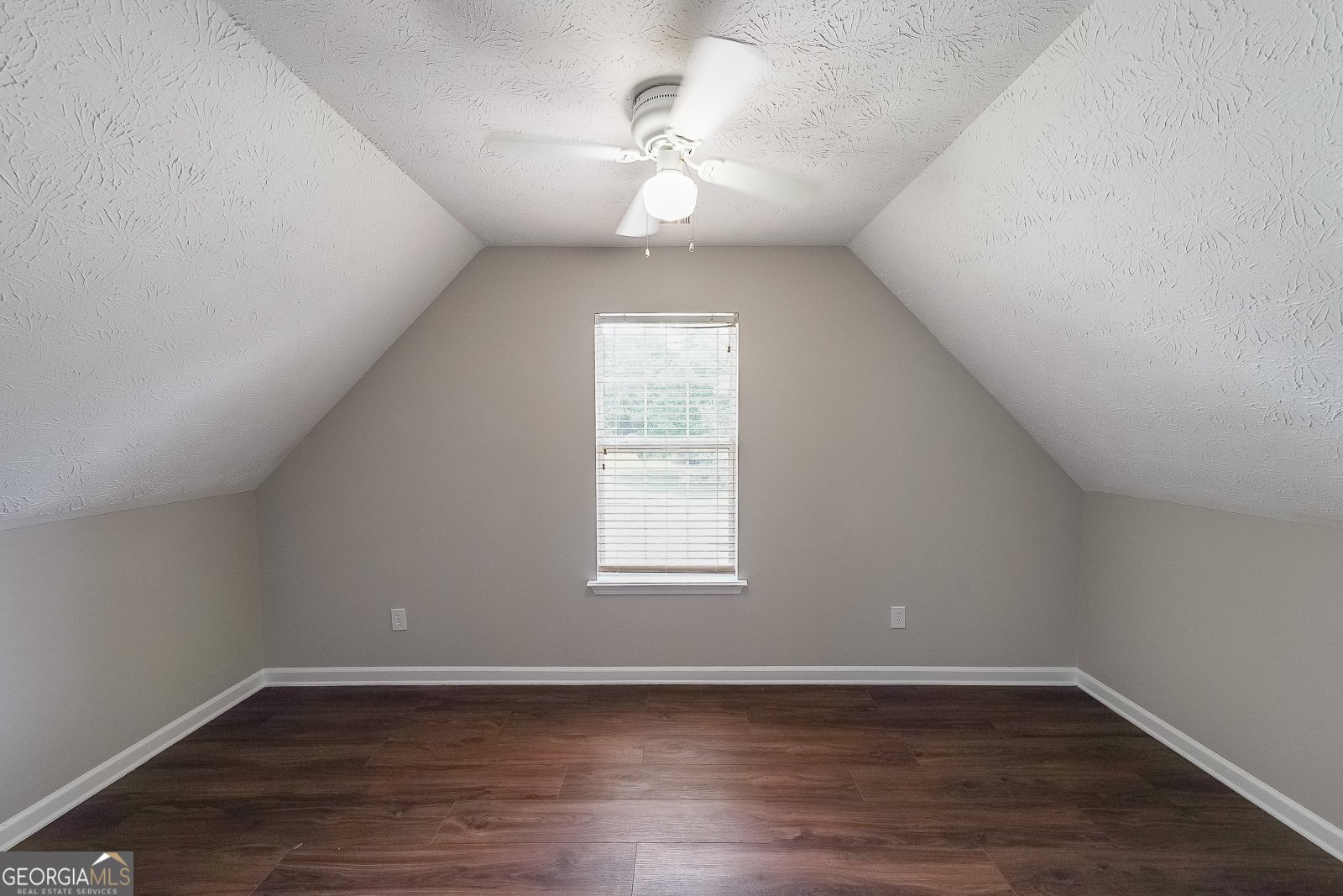 4132 HIGH COUNTRY Drive Douglasville - 33