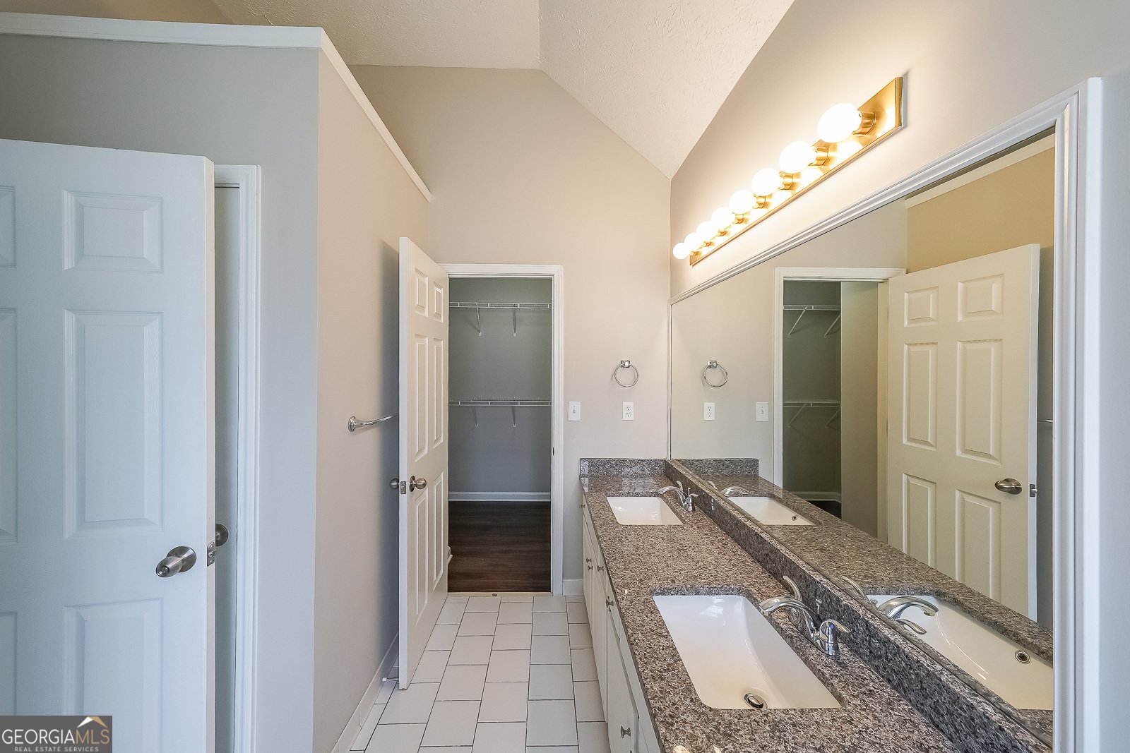 4132 HIGH COUNTRY Drive Douglasville - 38