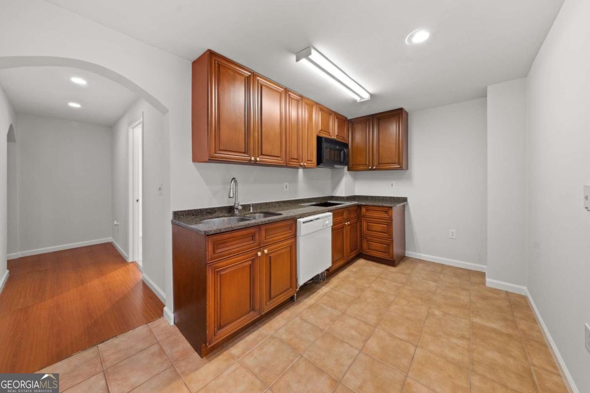 3980 Riverglen Circle Suwanee - 36
