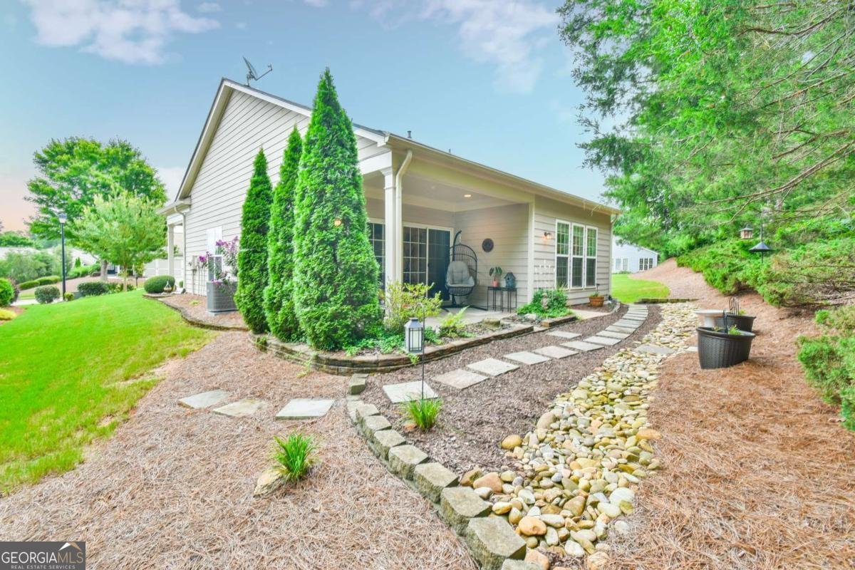 6334 Scenic View Drive Hoschton - 1