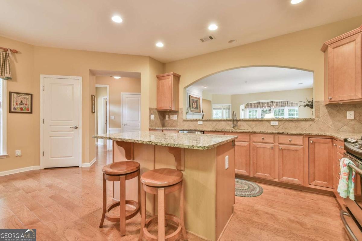 5924 Bluff Mountain Way Hoschton - 11
